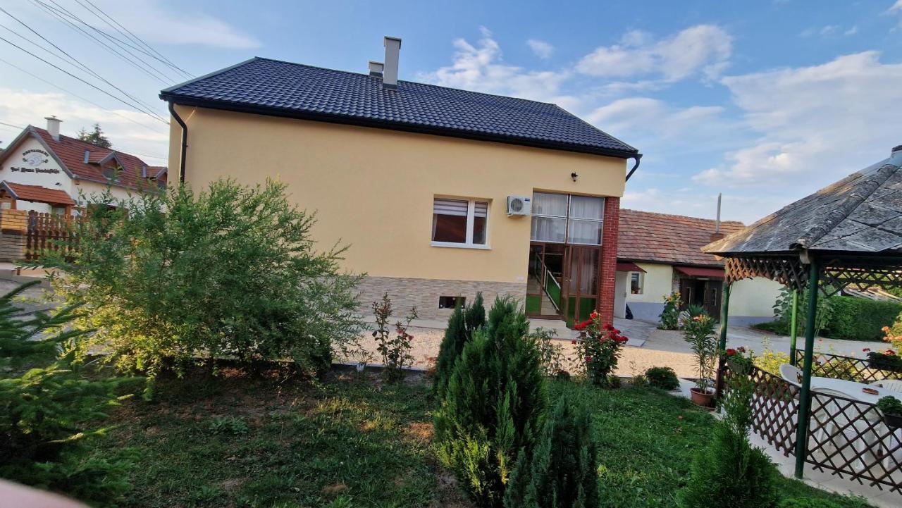 Inna Apartman Хевіз Екстер'єр фото